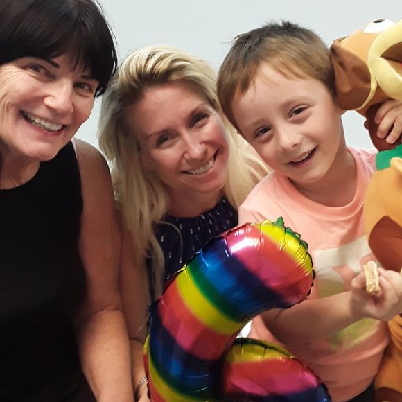 Meet your Posher, Liz - Picture 1 of 1